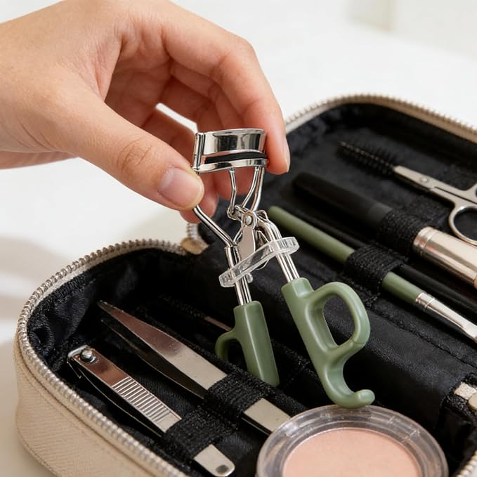 Professional Eyelash Curler,1 Count Eyelash Curlers, Eyelash Curler with Pads, Pain-Free Lash Curler with Non-Slip Handle, Gentle for Sensitive Eyes, Fits All Eye Shapes (Green)